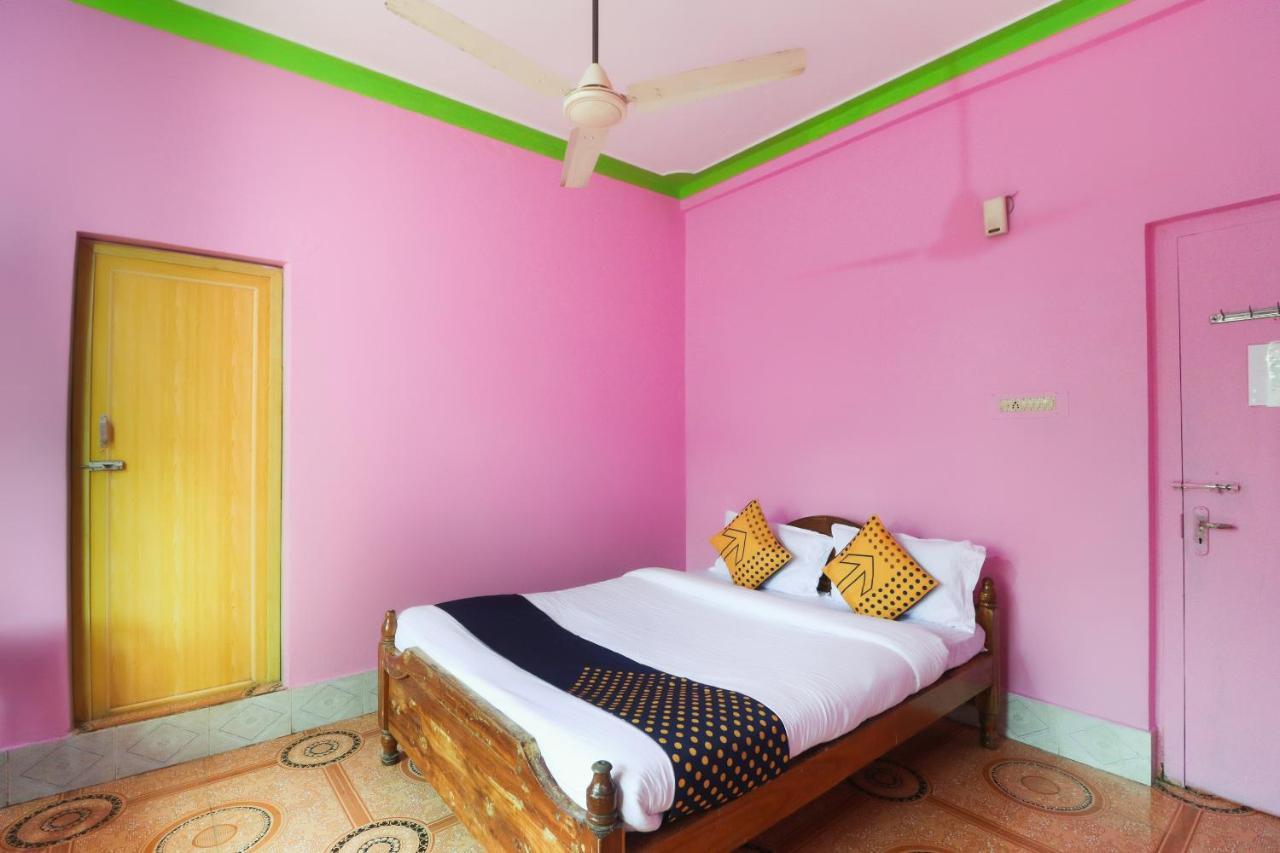 Spot On 65043 Hotel Kalinga Palace Kendrapara Ngoại thất bức ảnh