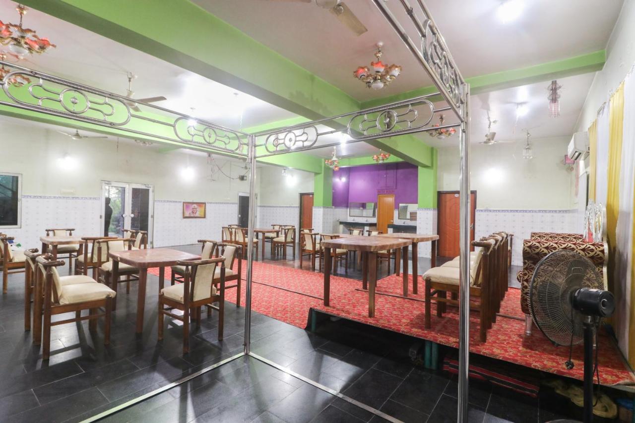 Spot On 65043 Hotel Kalinga Palace Kendrapara Ngoại thất bức ảnh